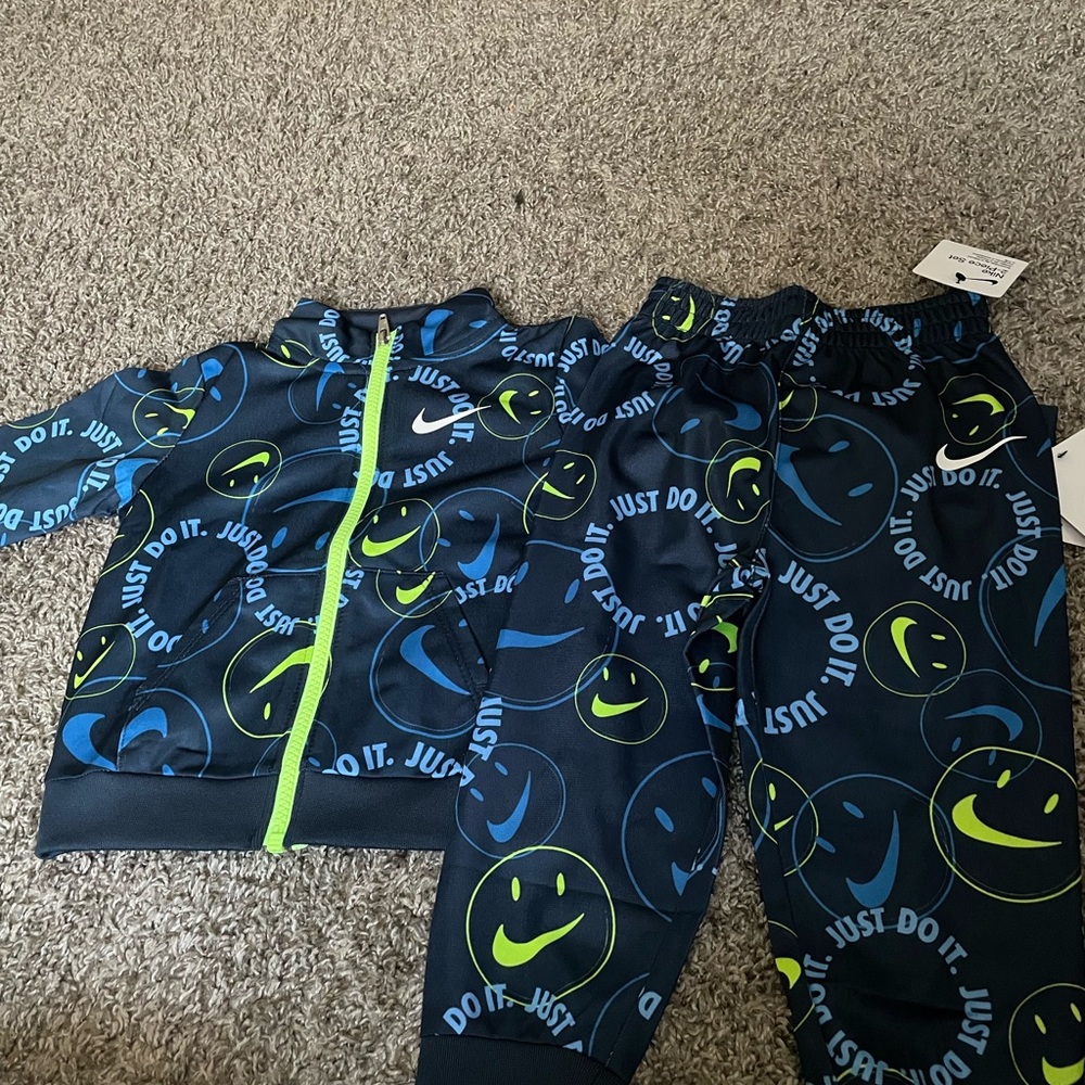 Blue and green 2 piece Nike fit set for boys brand new